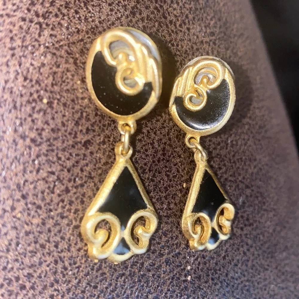 Vintage Signed DON-LIN dangle earrings